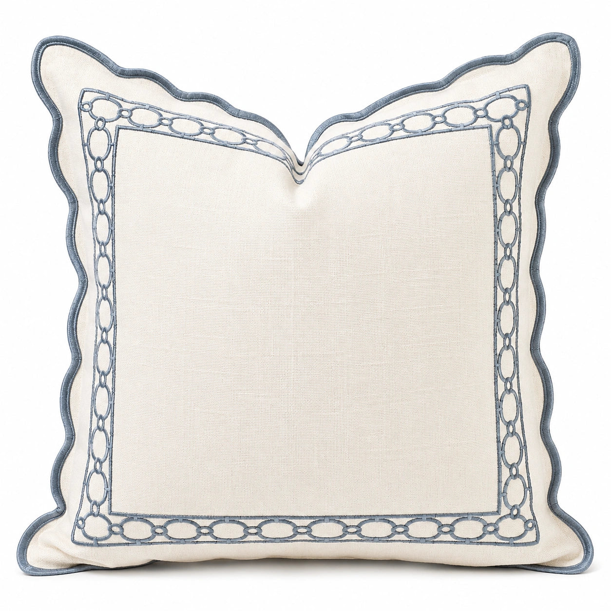 Coussin décoratif 45 x 45 cm en tissu écru et bleu gris à bord ondulé